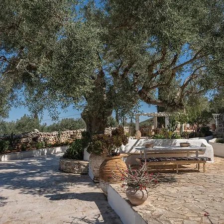 Louiza - Luxury Stone Villa Volimes