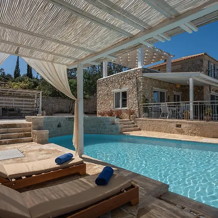 빌라 Louiza - Luxury Stone *