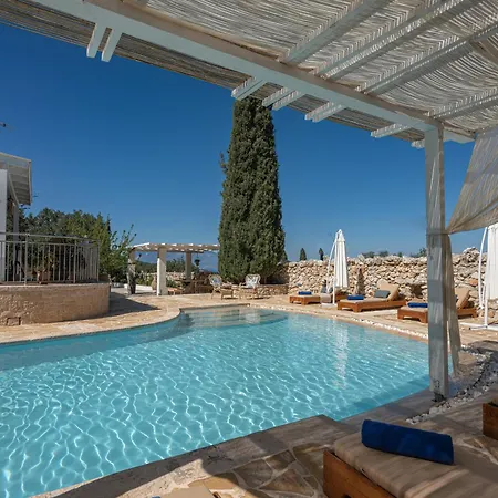 Louiza - Luxury Stone *