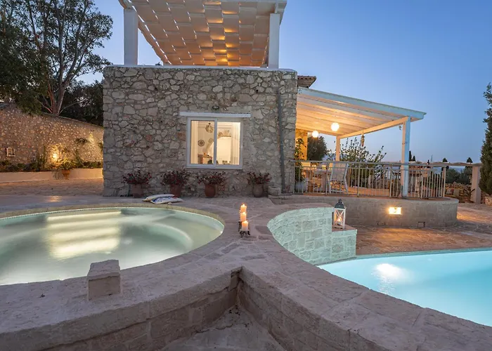 Villa Louiza - Luxury Stone