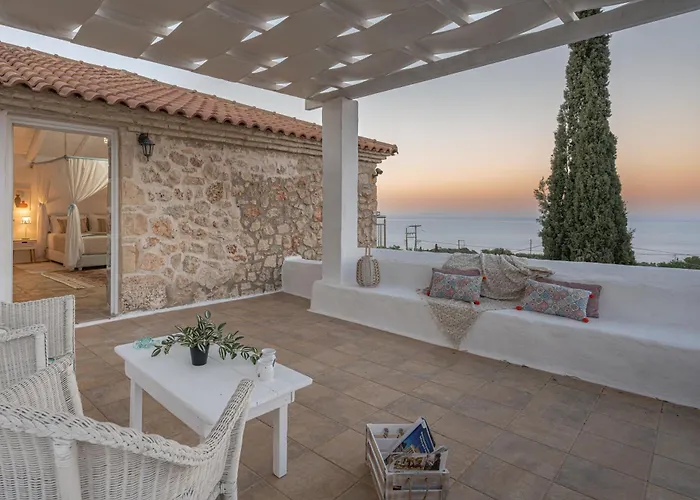 Louiza - Luxury Stone Villa *
