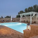 Louiza - Luxury Stone