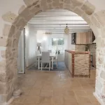 Louiza - Luxury Stone
