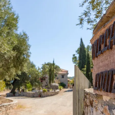 Louiza - Luxury Stone Villa *