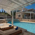 Villa Louiza - Luxury Stone *