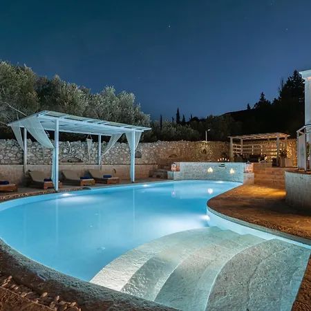 Vilă Louiza - Luxury Stone Volímai