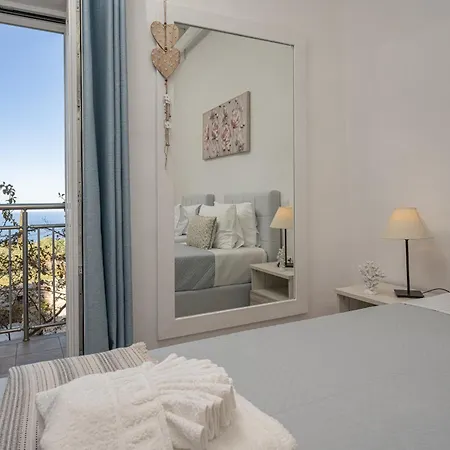 Vilă Louiza - Luxury Stone Volímai