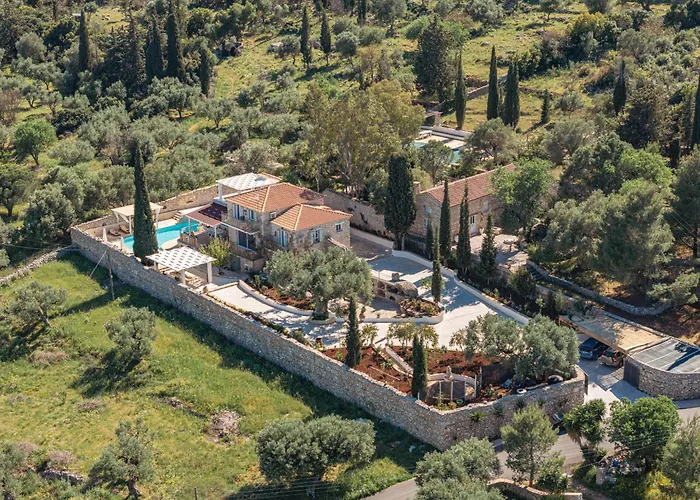 Louiza - Luxury Stone *