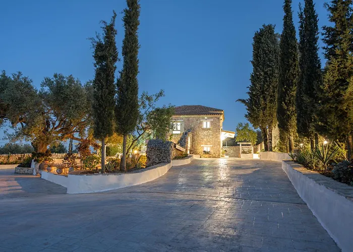 Villa Louiza - Luxury Stone
