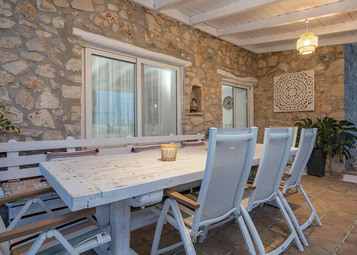 Louiza - Luxury Stone Volímai