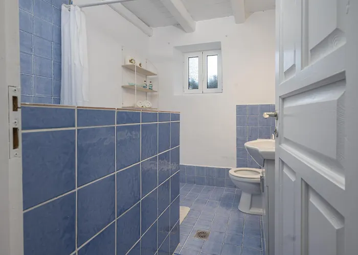 Louiza - Luxury Stone Villa